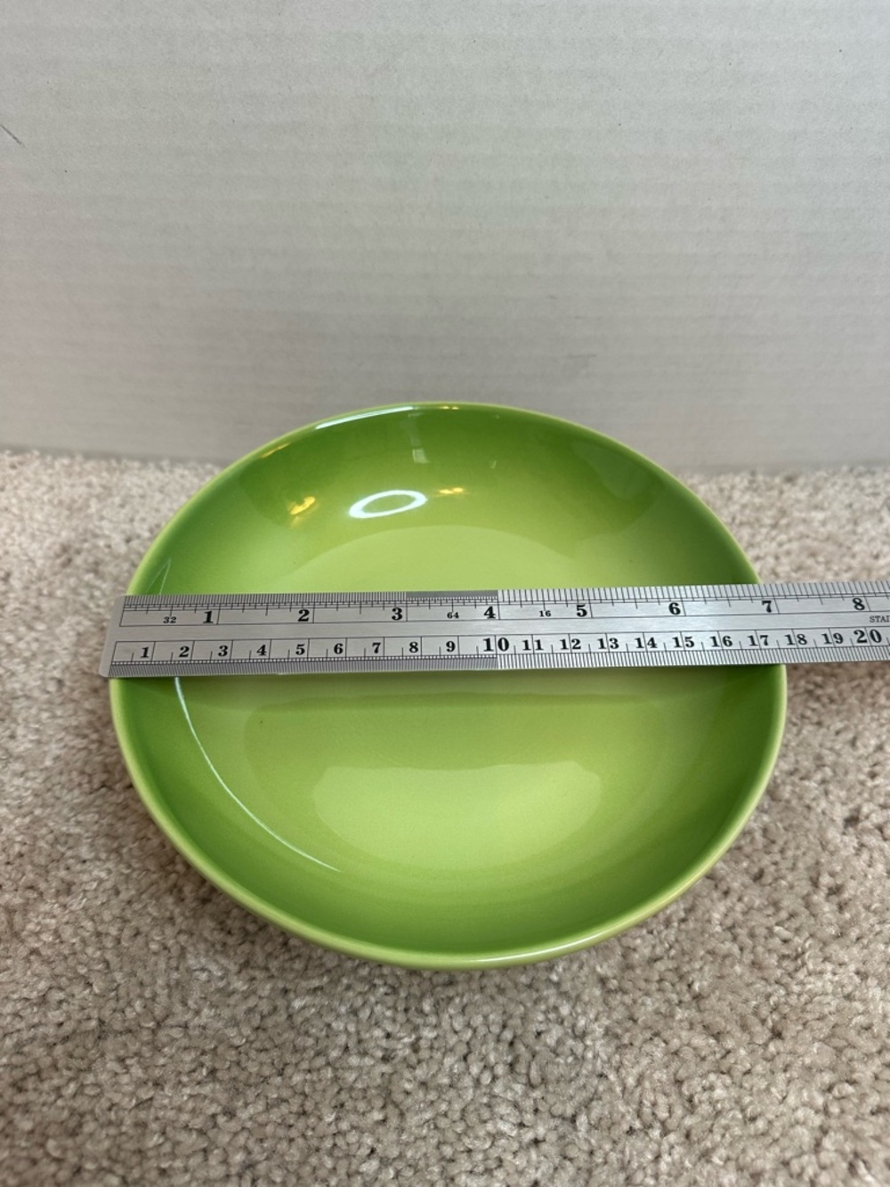 Le Creuset Lime Green Stoneware Pedestal Bowl, vintage - Picture 6 of 9